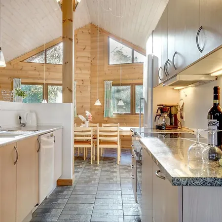 Holiday home Dora - 180m From The Sea By Interhome *